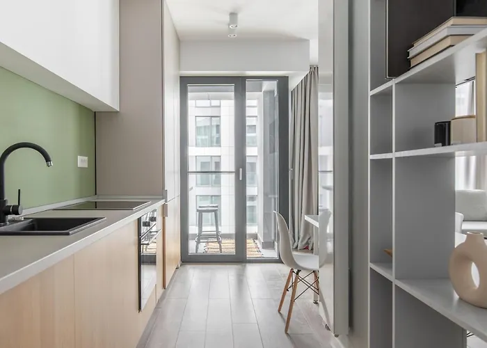 North By Urbanesq Cloud 9 D * Βουκουρέστι