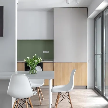 North By Urbanesq Cloud 9 D بوخارست