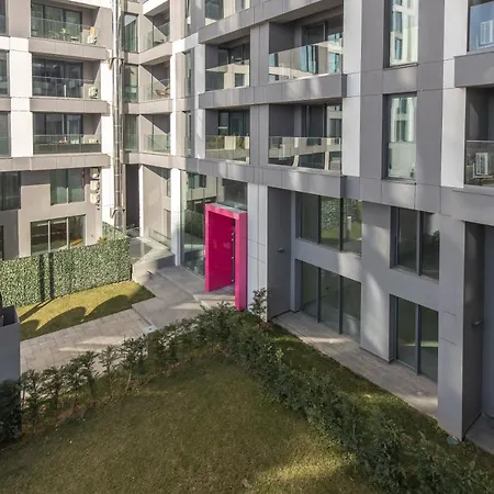 North By Urbanesq Cloud 9 D